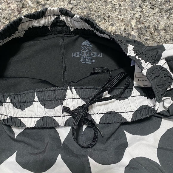 Adidas x Marimekko Polka Dots 2 in 1 shorts - Picture 6 of 9